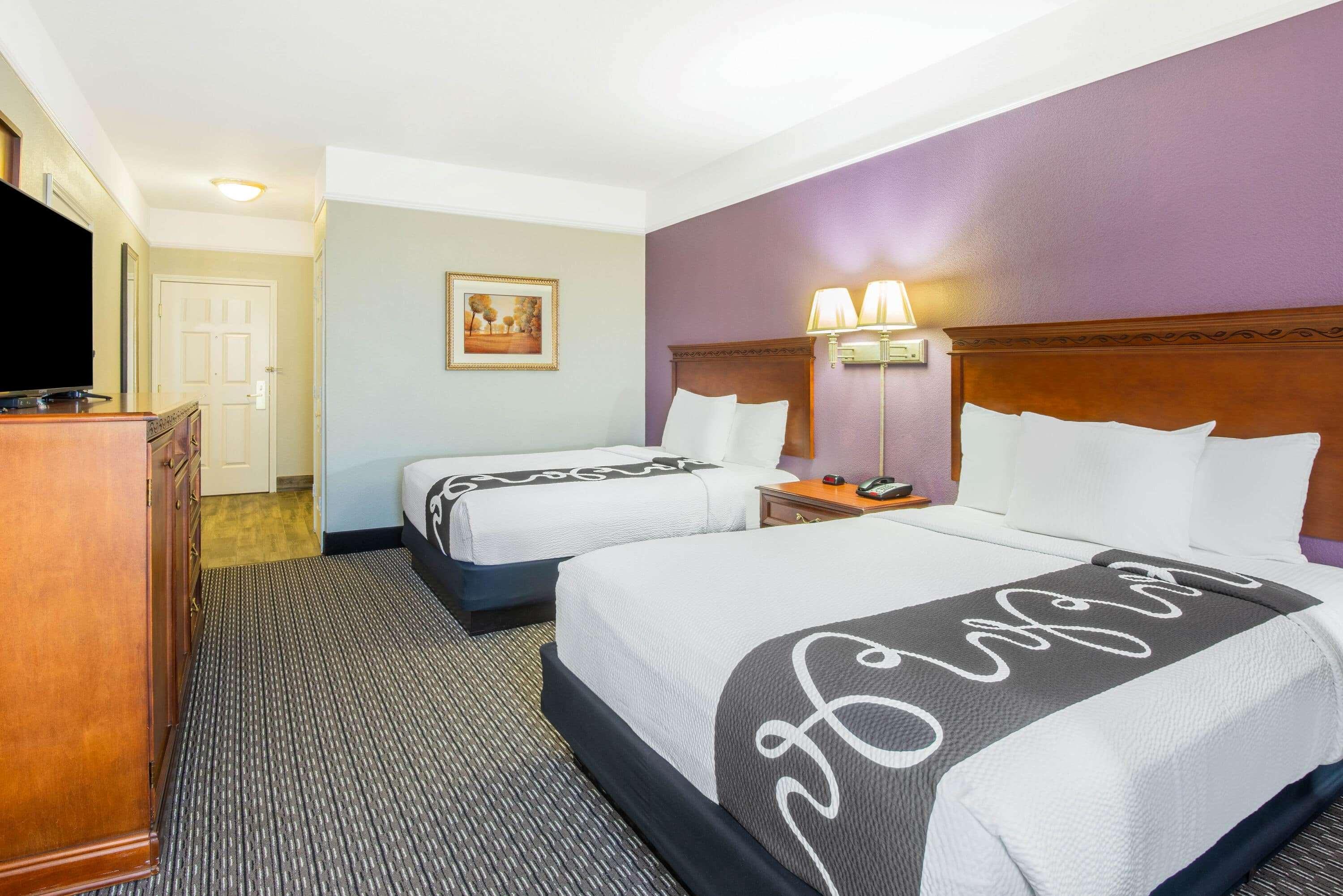 La Quinta By Wyndham Hotel