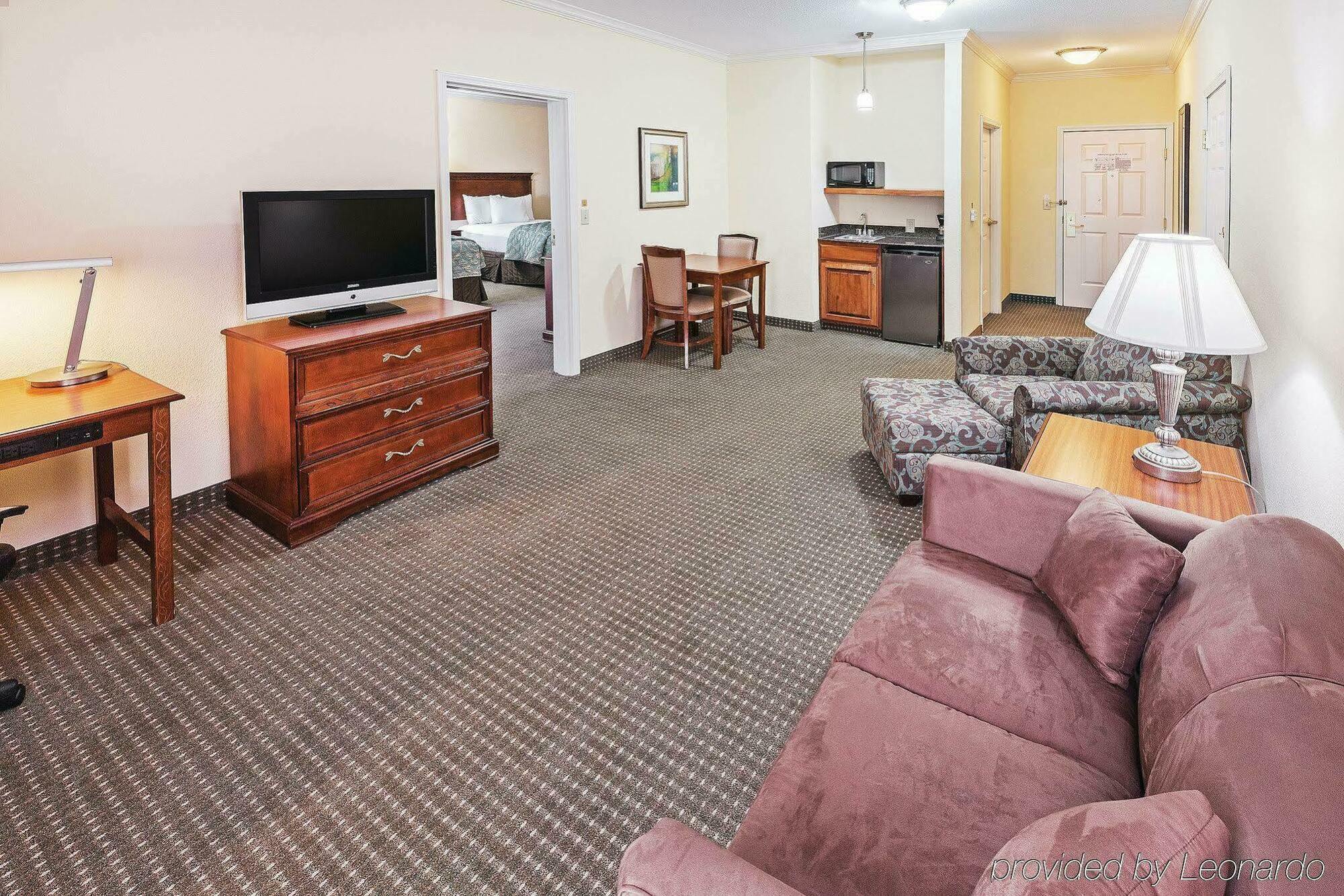 La Quinta By Wyndham Hotel